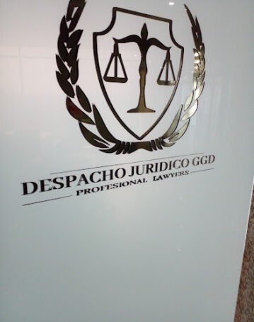 Puerta Principal D.Juridico GGD